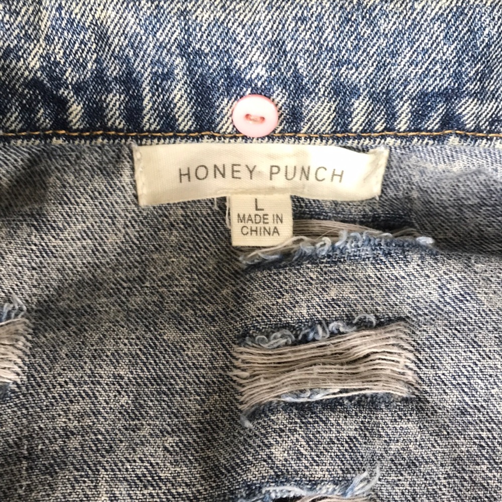 Denim jacket - Distressed - Picture 2 of 3